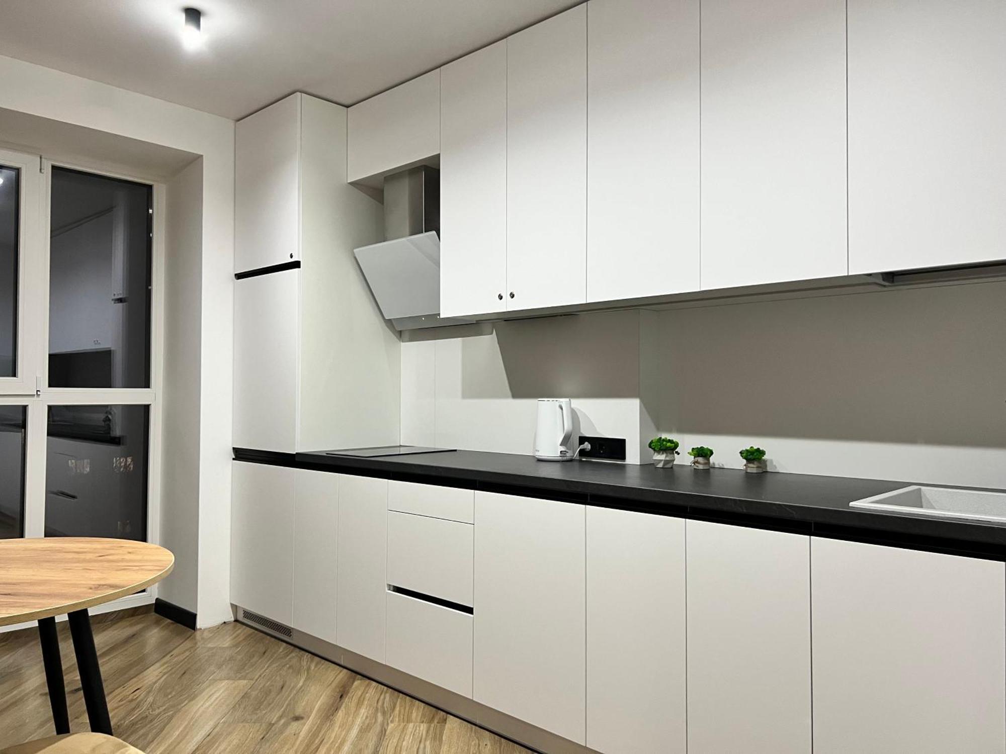 Люкс Апартаменти Район Автовокзалу В Жкарена Та Жк Great House Поблизу Обласноі Лікарні Rivne Extérieur photo