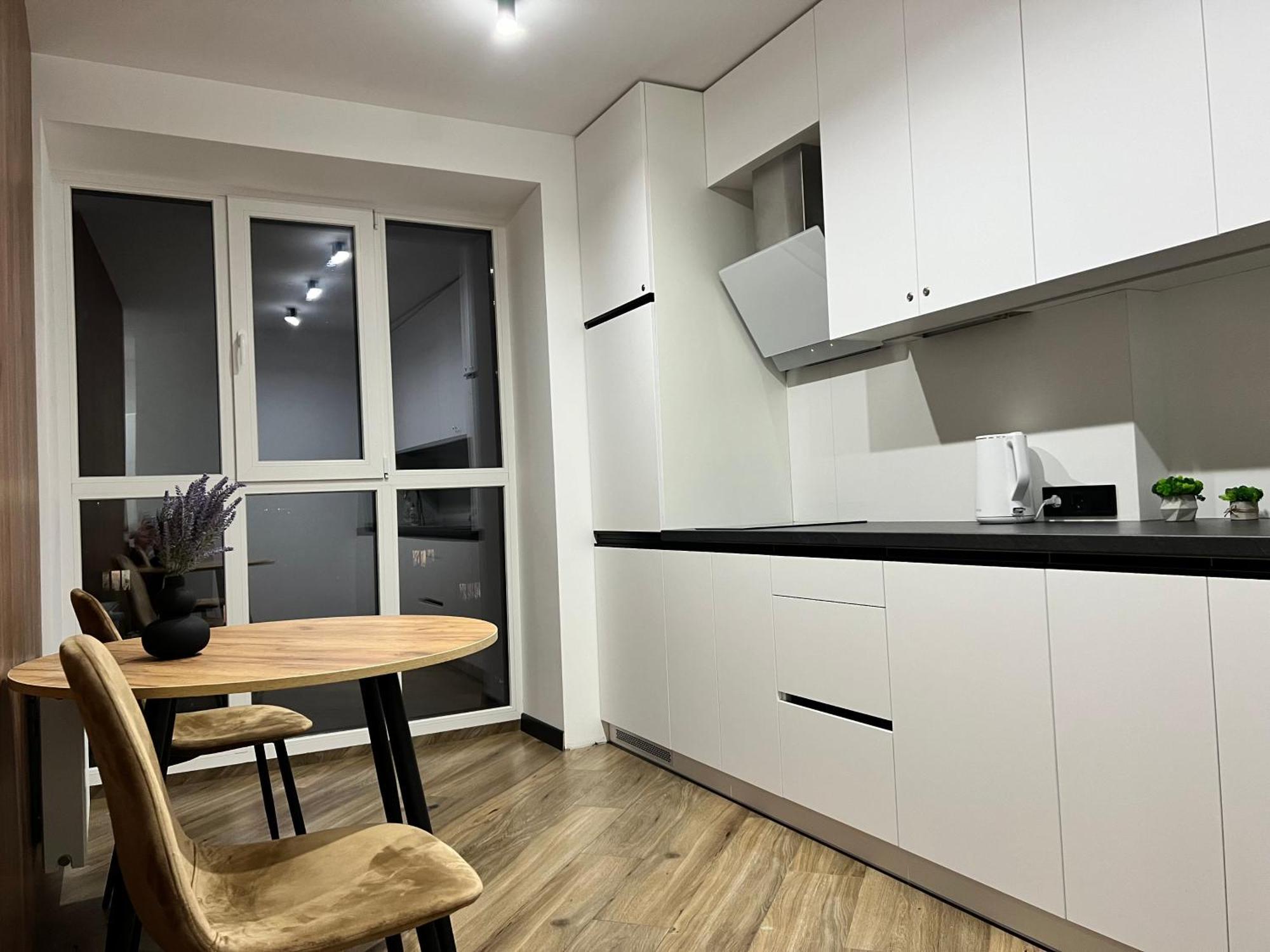 Люкс Апартаменти Район Автовокзалу В Жкарена Та Жк Great House Поблизу Обласноі Лікарні Rivne Extérieur photo