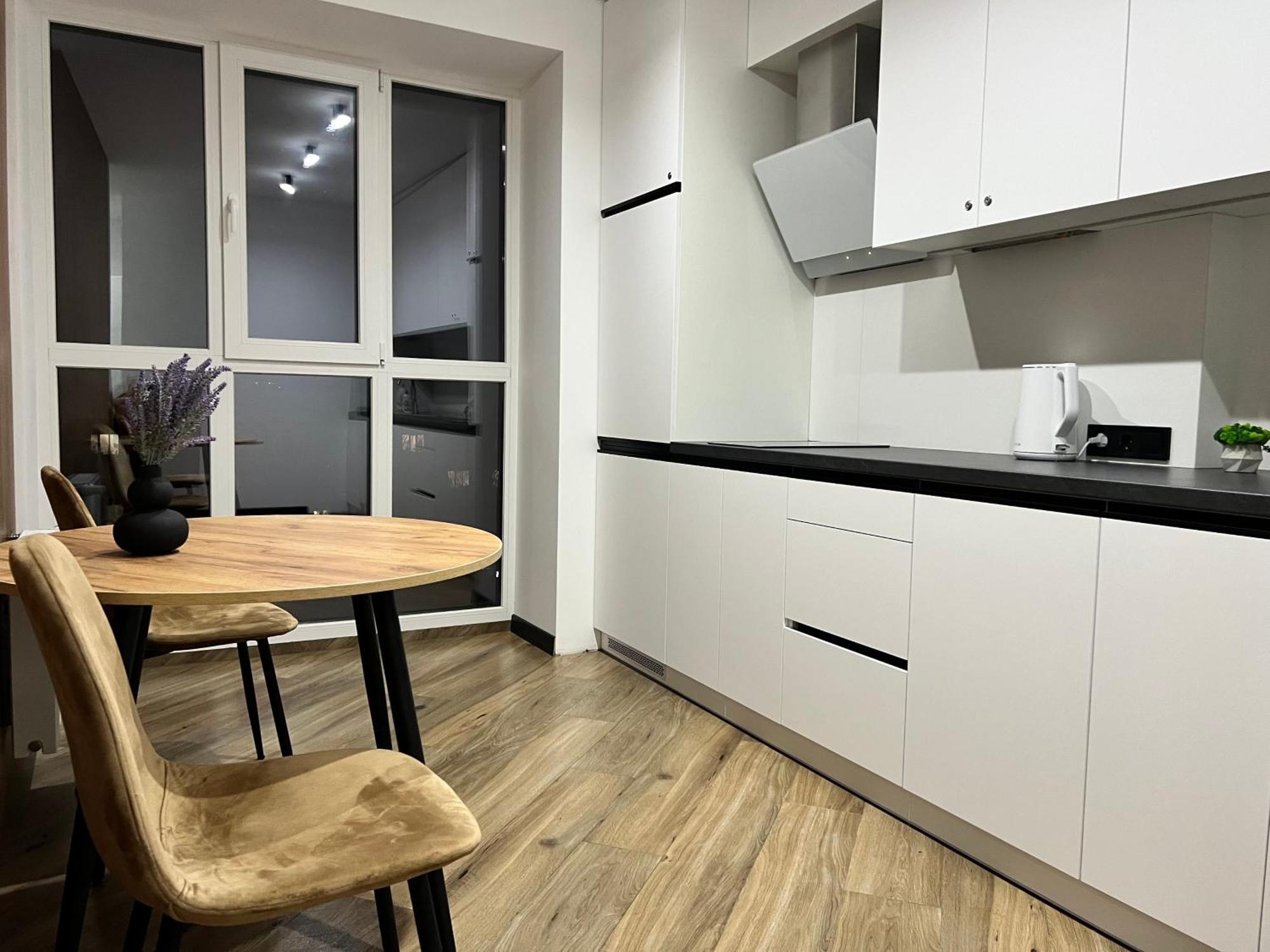 Люкс Апартаменти Район Автовокзалу В Жкарена Та Жк Great House Поблизу Обласноі Лікарні Rivne Extérieur photo